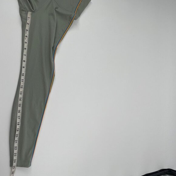 Nike Dri-Fit Yoga High Rise Green Rainbow Stripe Leggings Womens XS Athletic - Picture 10 of 12